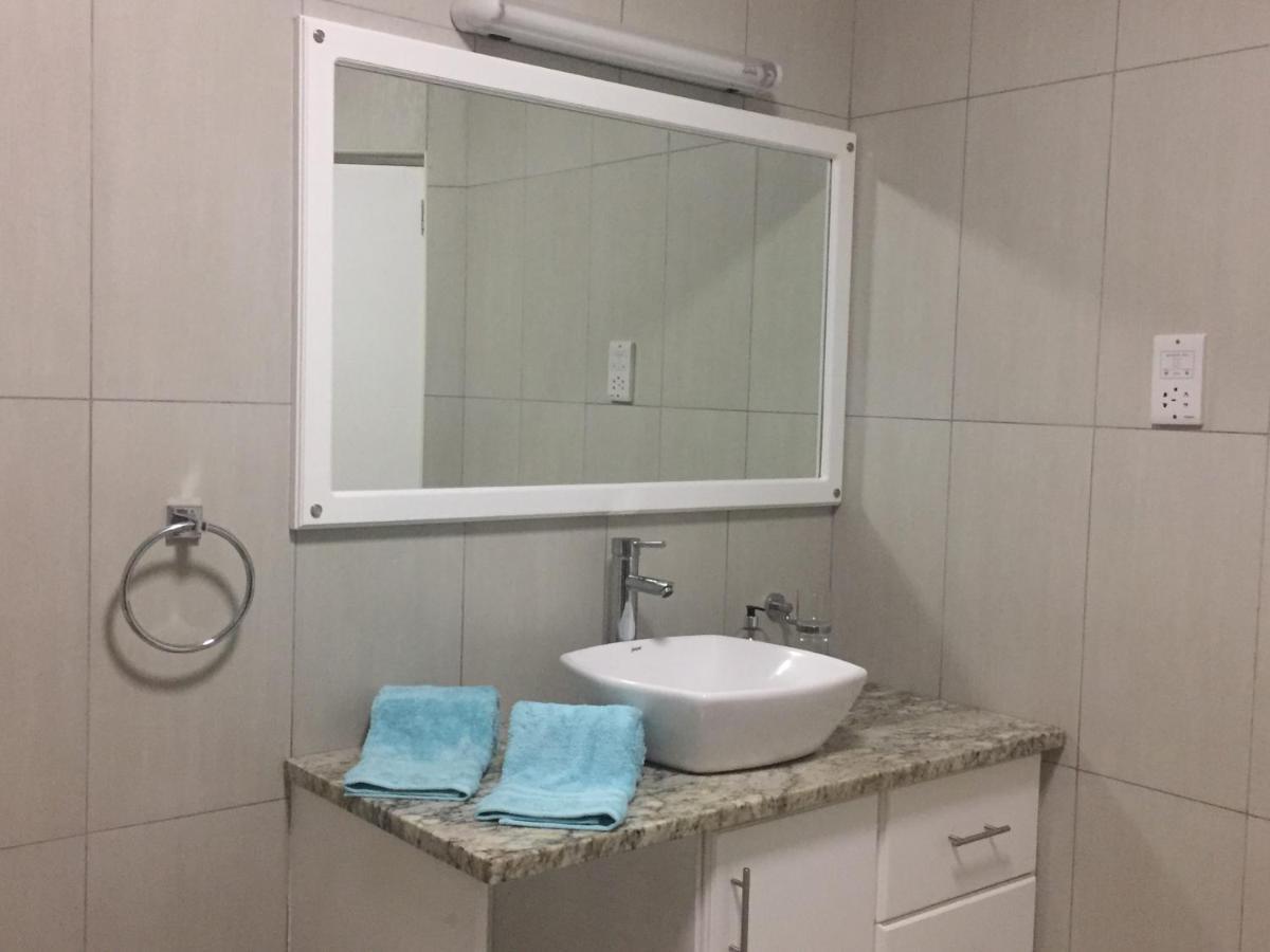 Riverside Residence - Beau Vallon Beau Vallon  Bagian luar foto