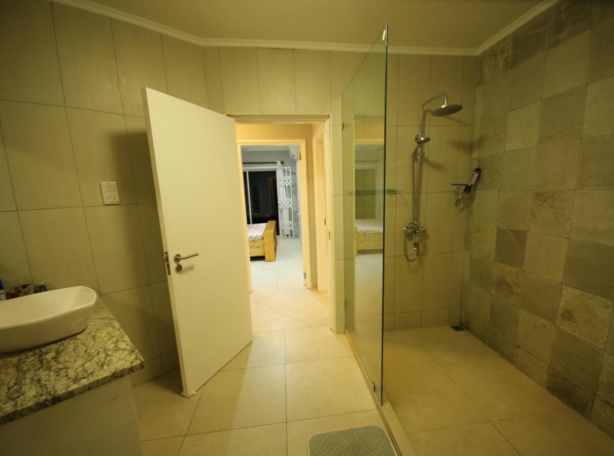 Riverside Residence - Beau Vallon Beau Vallon  Bagian luar foto