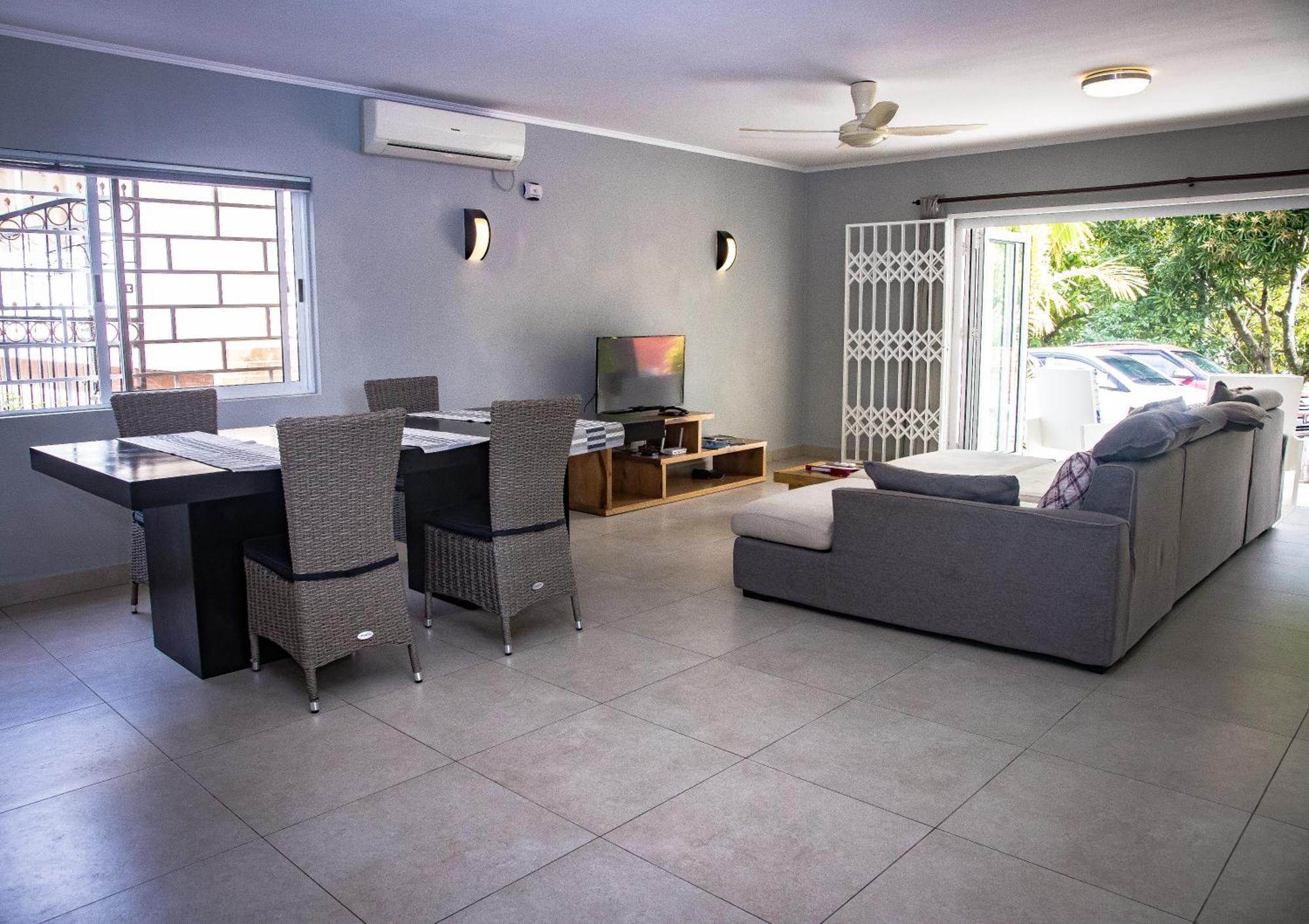 Riverside Residence - Beau Vallon Beau Vallon  Bagian luar foto